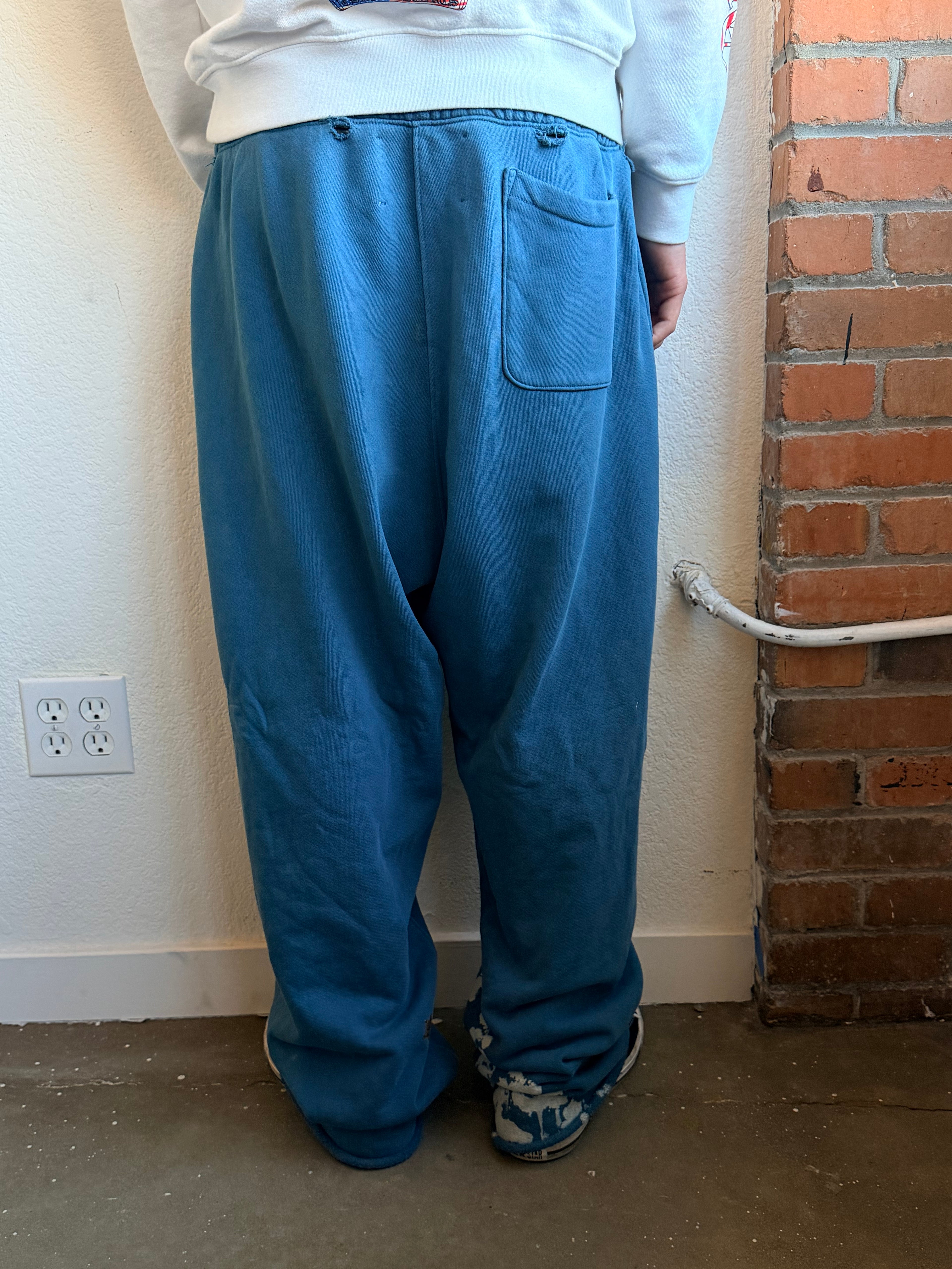 PALY Sweatpants