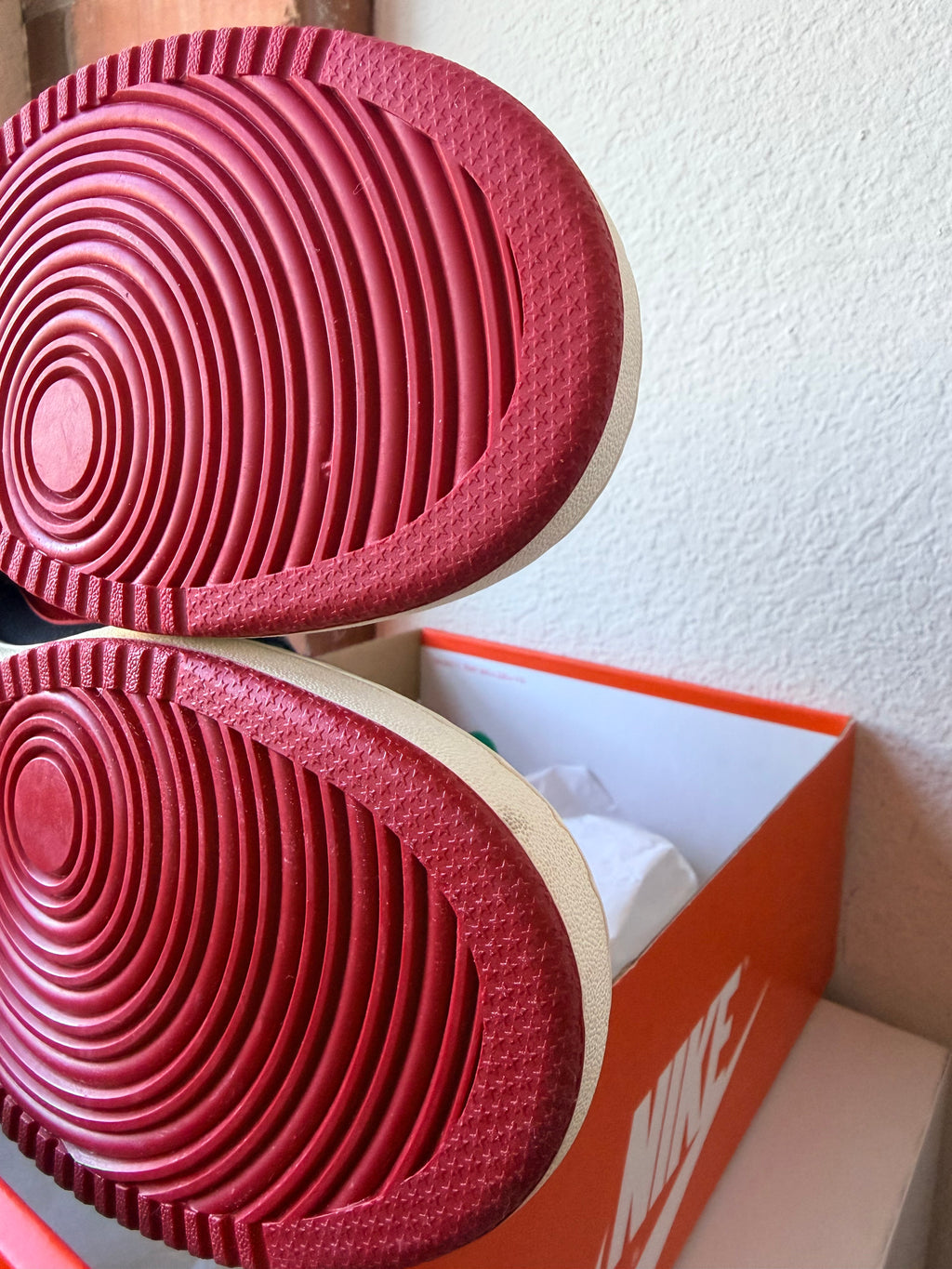 AJKO 1 Low Varsity Red