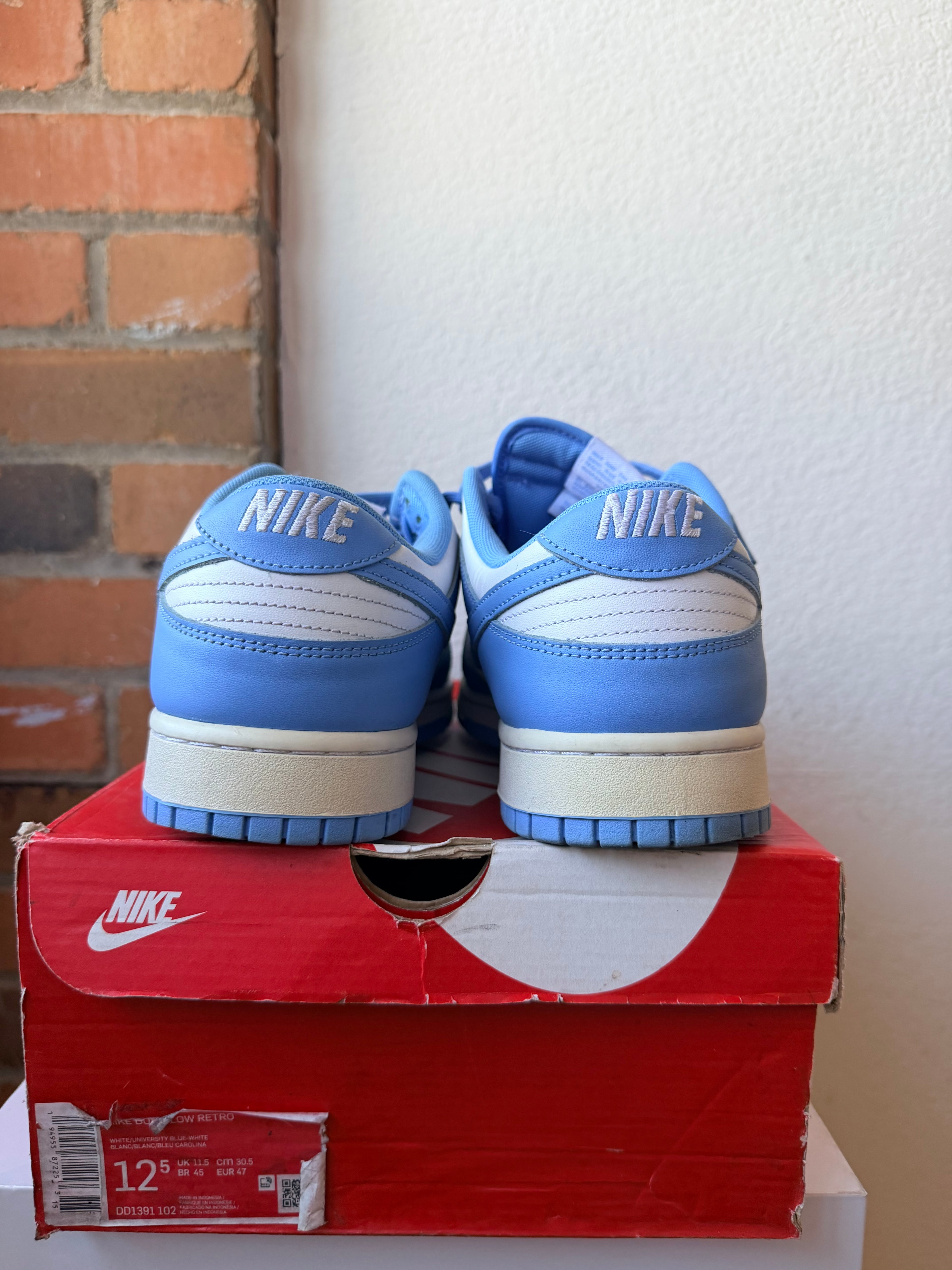 Nike Dunk Low UNC