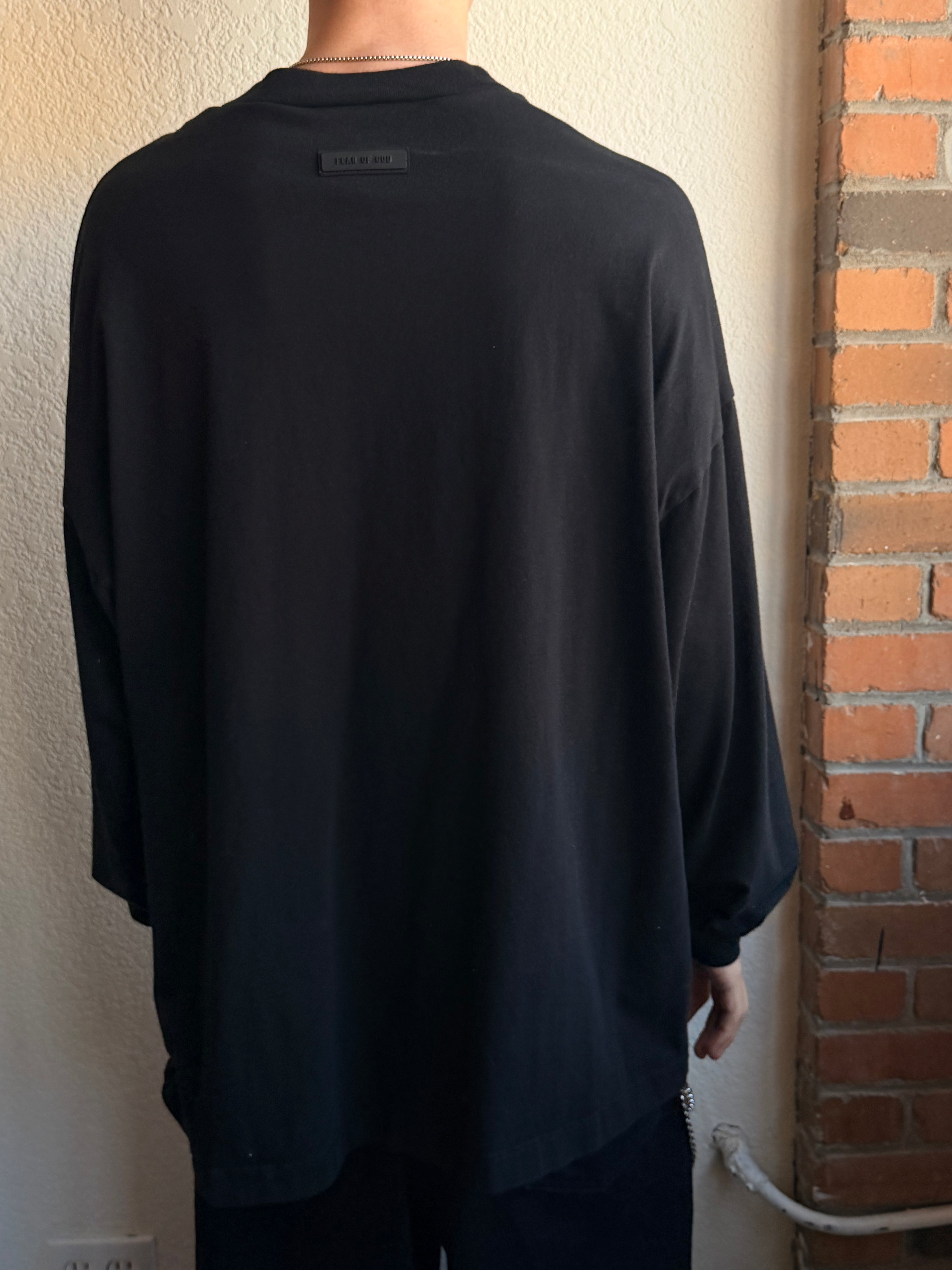 Essentials LongSleeve