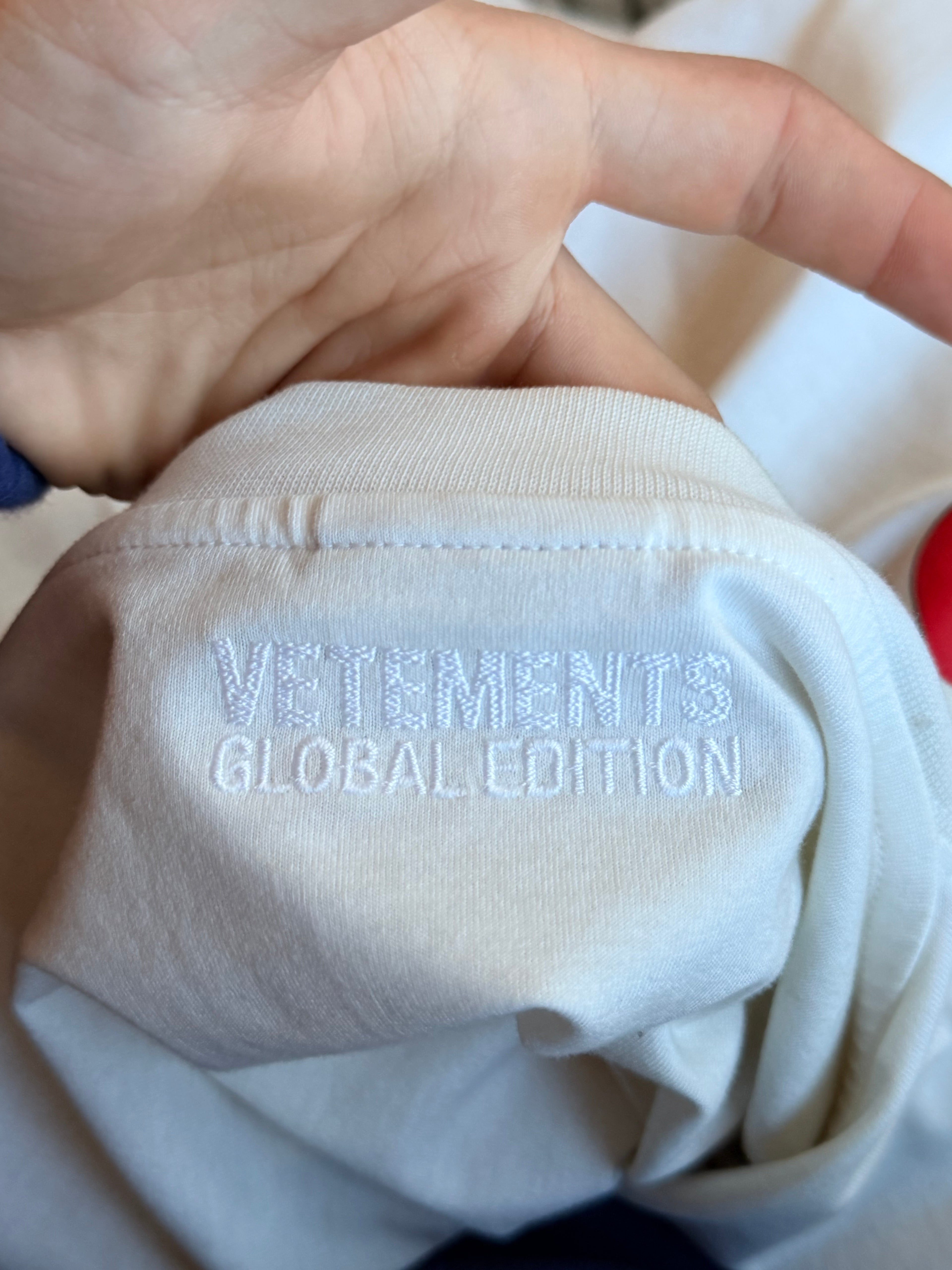 Vetements Tee