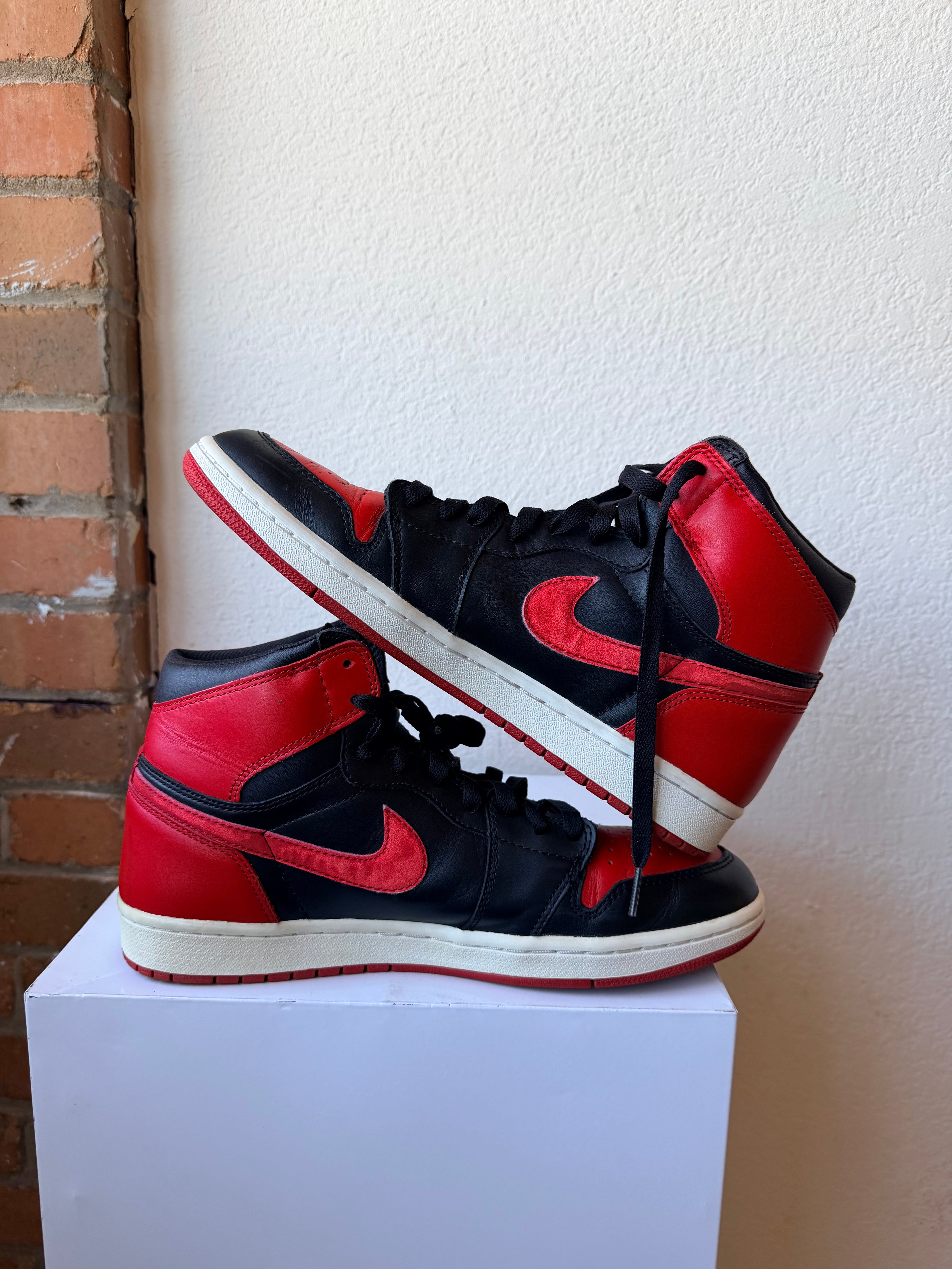 Jordan 1 High “Bred” (2001)