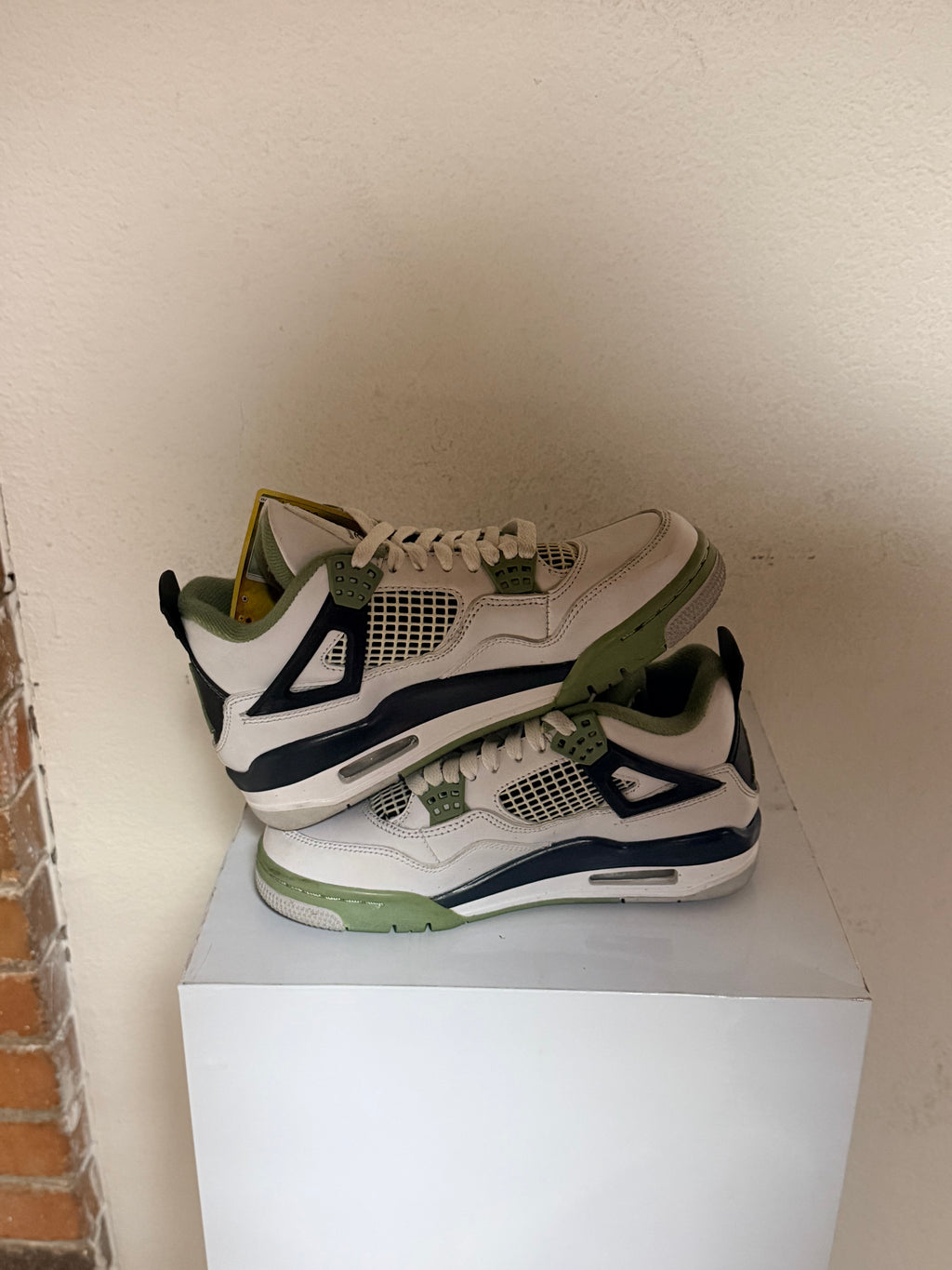 Jordan 4 “SeaFoam”