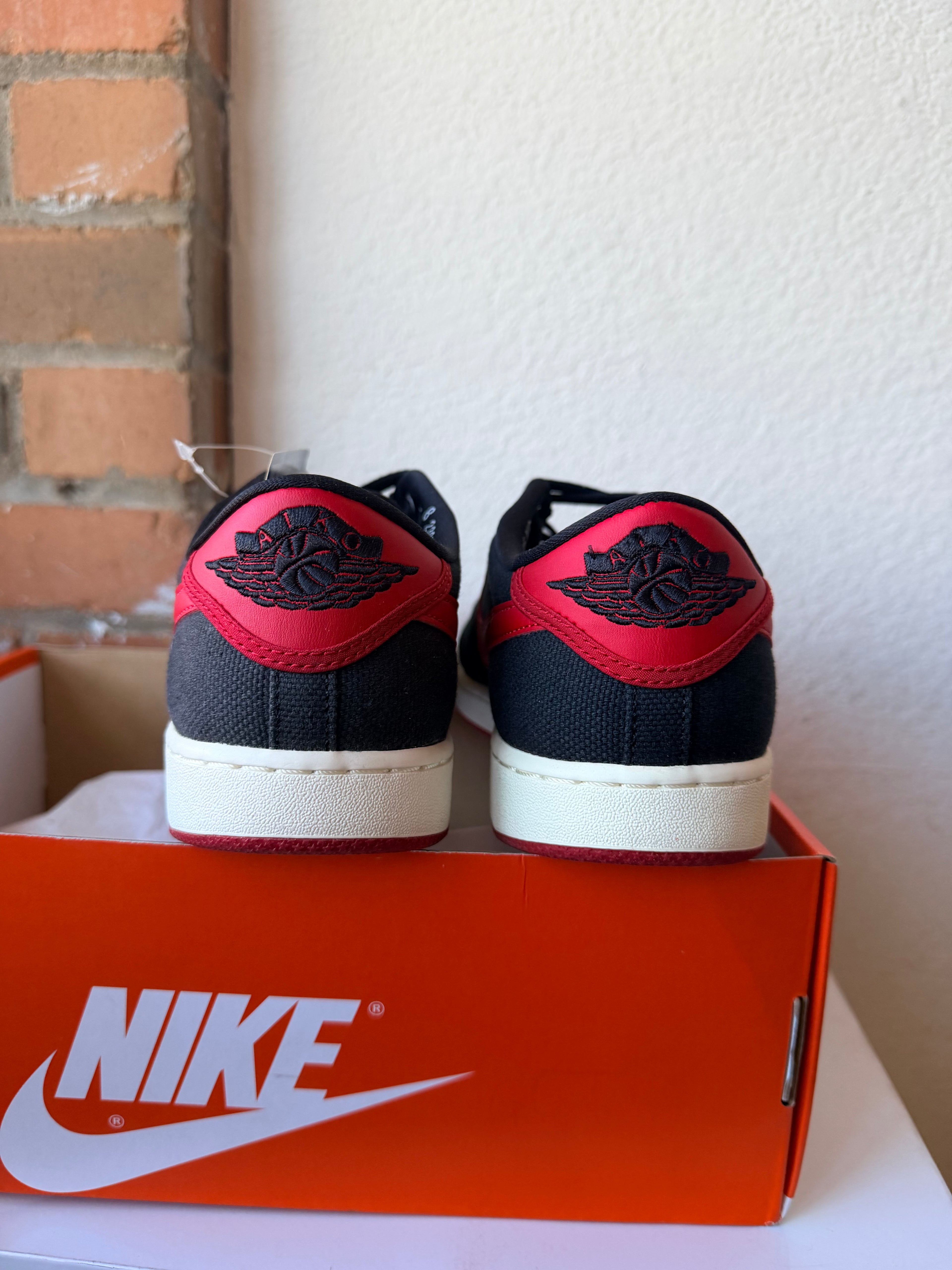 AJKO 1 Low Varsity Red