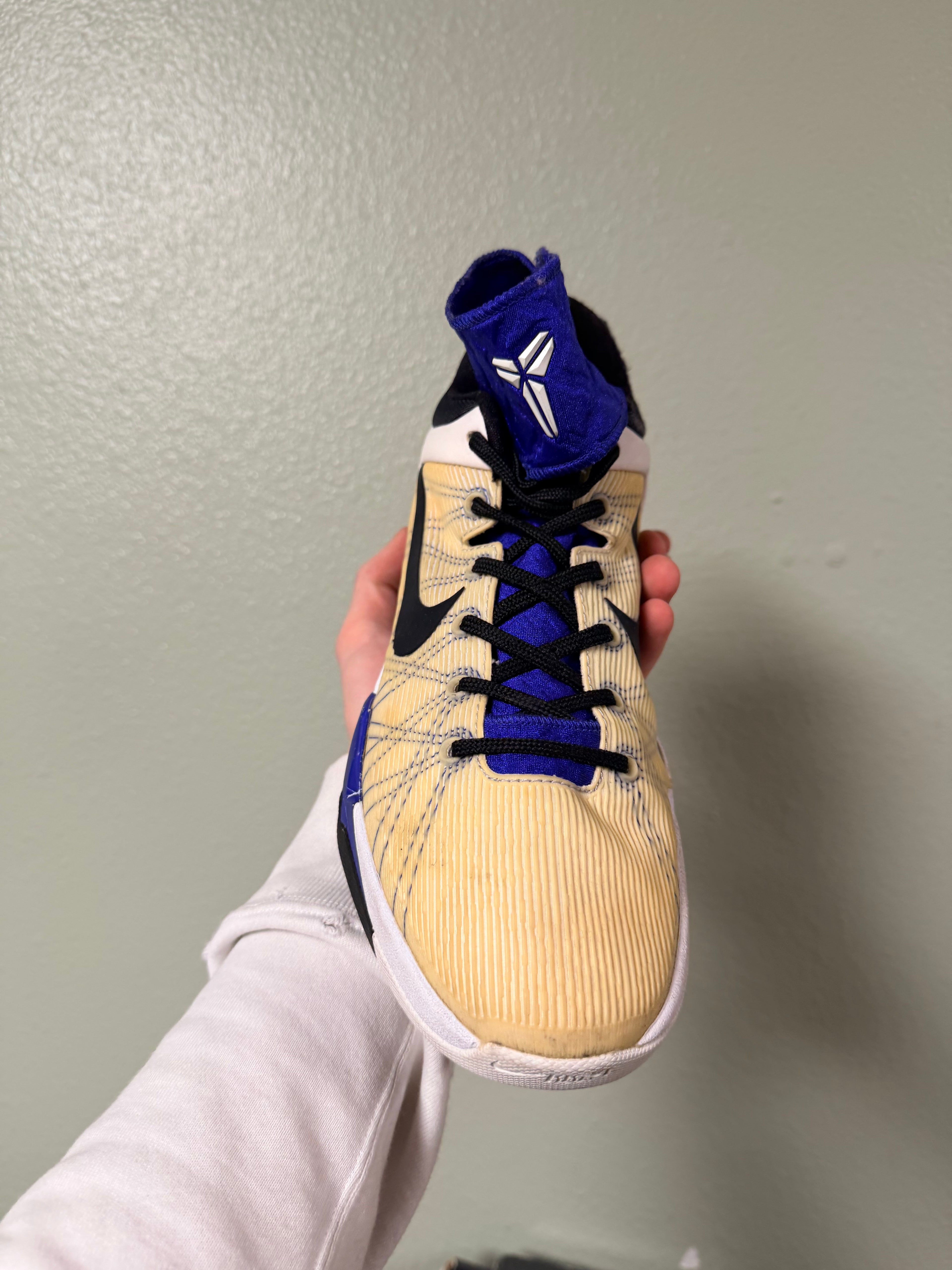 Kobe 7