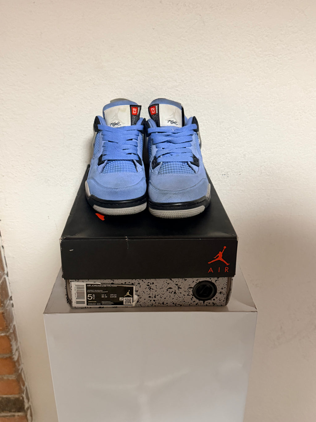 Jordan 4 UNC