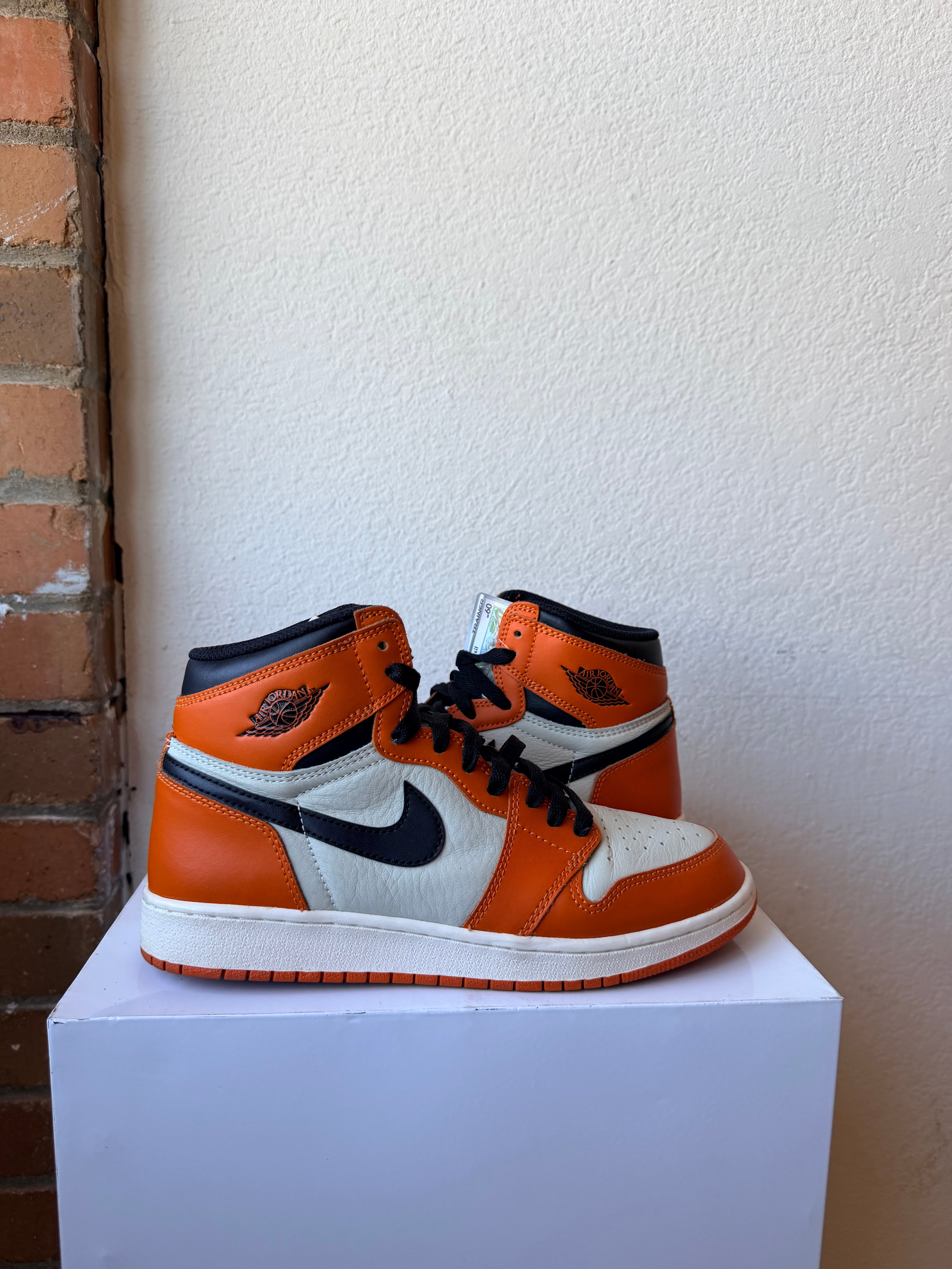 Jordan 1 High “Reverse Shattered Backboard”
