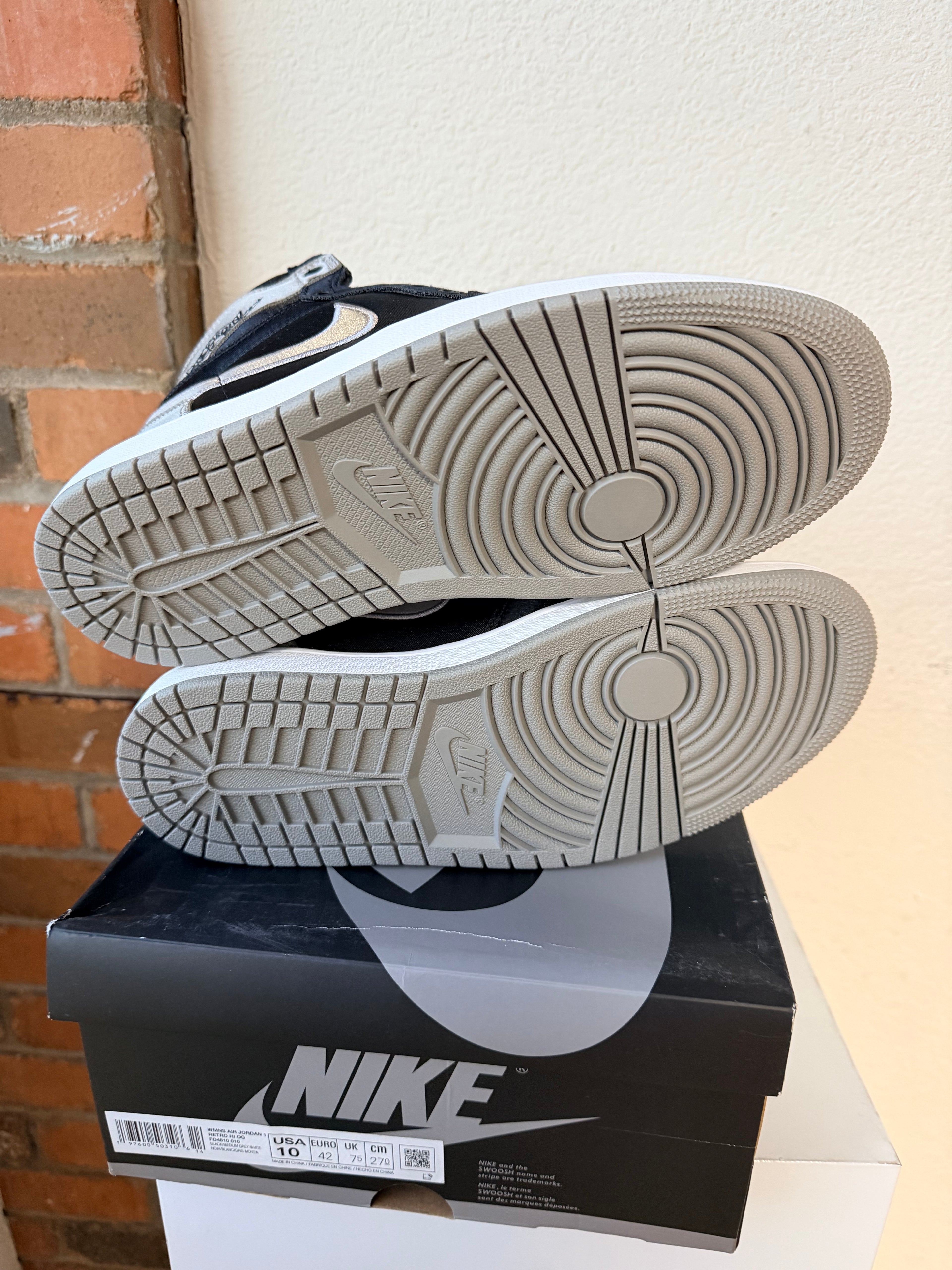 Jordan 1 High “Satin Shadow”